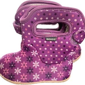 Toddler Bogs. Size 5